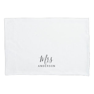 Mr and Mrs   Black and White Modern Script Wedding Pillowcase