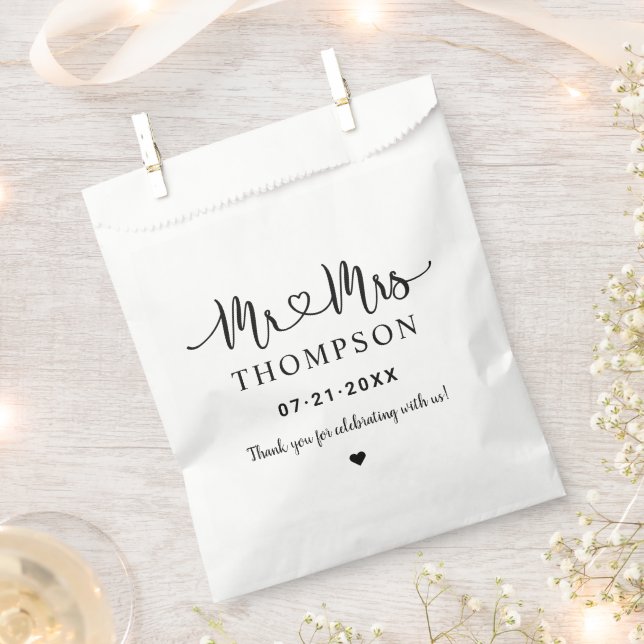 Mr and Mrs Black Heart Script Custom Wedding Favour Bag (Clipped)