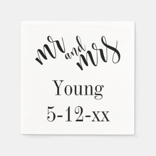 "Mr and Mrs" Black on White Typography Wedding Napkin