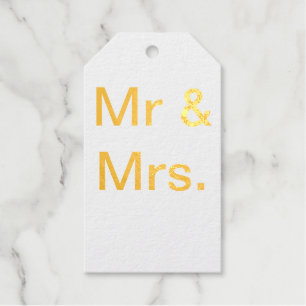 Mr and Mrs couple name monogram text simple minima Gift Tags