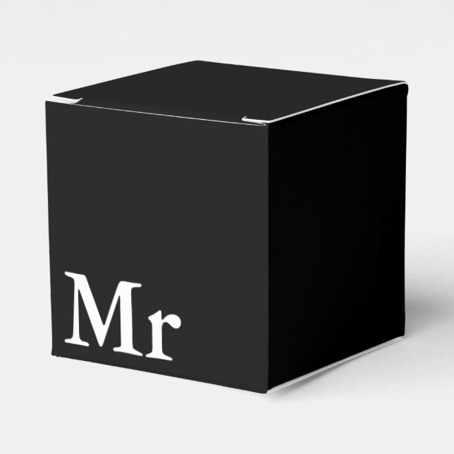 Mr and Mrs | elegant modern matching couple Favour Box (Front Side)