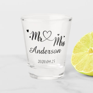 Mr and Mrs - Name - Weddind date Shot Glass
