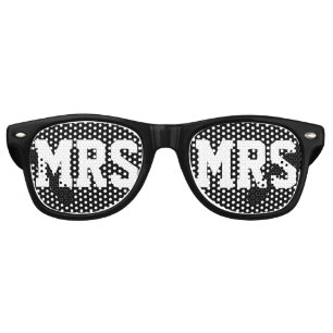 Mr and Mrs wedding party shades for newly weds