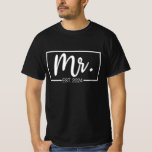 Mr Est 2024 New Dad 2024  T-Shirt<br><div class="desc">Cool dad outfit for a father and a great dad gifts or father to be gifts. It's also a nice parents matching outfit. It's a cool soon to be dad gifts. He is a great daddy to be or the best dad and a great father. It's a cool first time...</div>