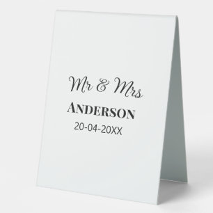 Mr & Mrs add family name date year wedding favour