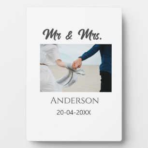 Mr & Mrs add family name date year wedding favour Plaque
