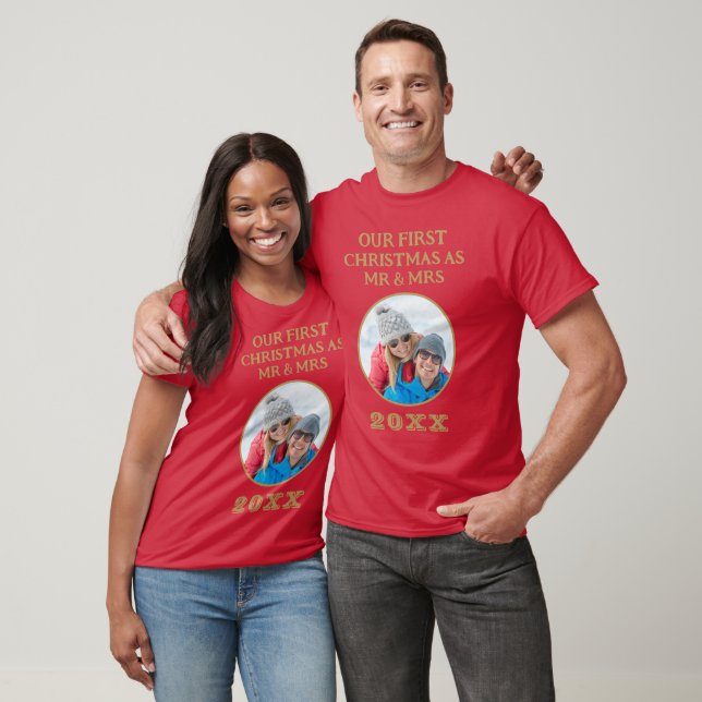 Mr & Mrs First Christmas Gold Framed Photo T-Shirt (Unisex)