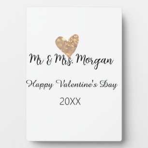 Mr & Mrs name happy Valentine's day gold heart  Plaque