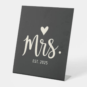 Mrs Est. 2025 Husband Bride Engagement Wedding Pedestal Sign