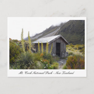 Mt. Cook National Park, Hut & Nature, New Zealand Postcard