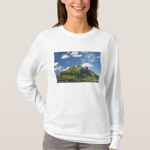 Mt. Otemanu and scenics of beautiful Bora Bora T-Shirt