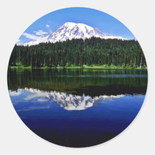 Mt. Rainier National Park Classic Round Sticker