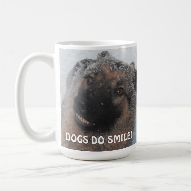 Mug German Shepherd In The Snow Smiling (Left)