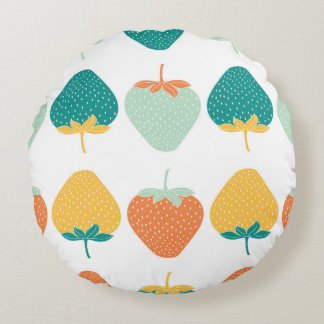 Multicolor Strawberries: Vintage Fruit Pattern. Round Cushion