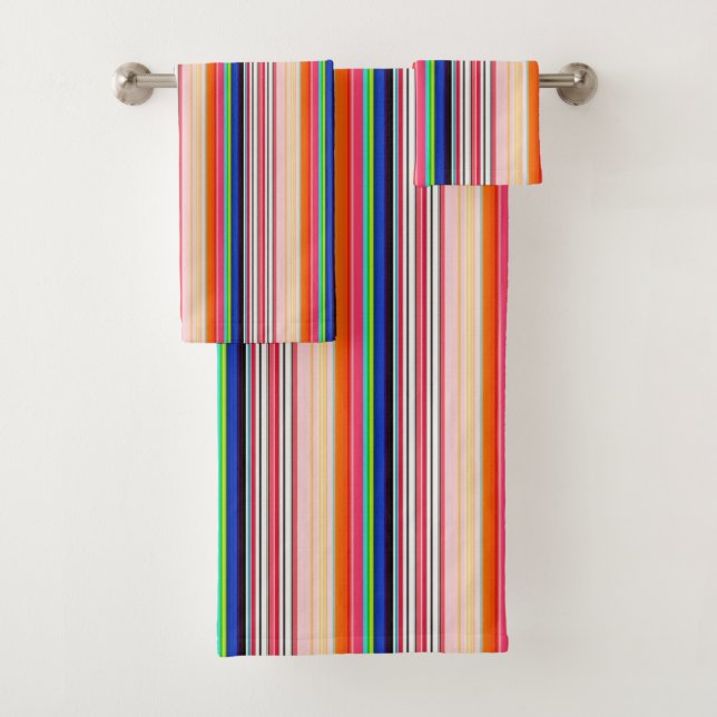 Multicolor Vertical Stripe Pattern Bath Towel Set (Insitu)
