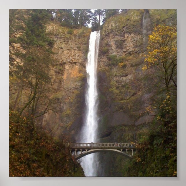 Multnomah Falls, Oregon Poster (Front)