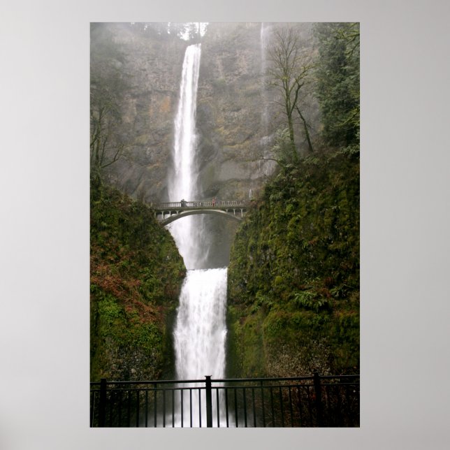 Multnomah Falls Poster (Front)