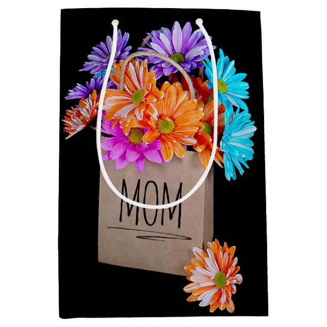 Mum Daisy Bouquet In Paper Bag (Front)