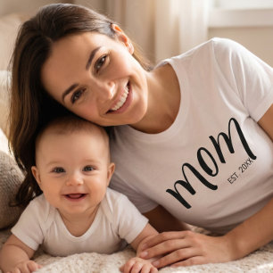 Mum Established Black Script Custom Year New Mama T-Shirt