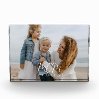 Mum Established Date Est White Modern Script Photo Block