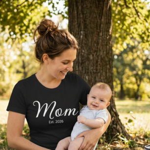 Mum Established New Mum Gift T-Shirt