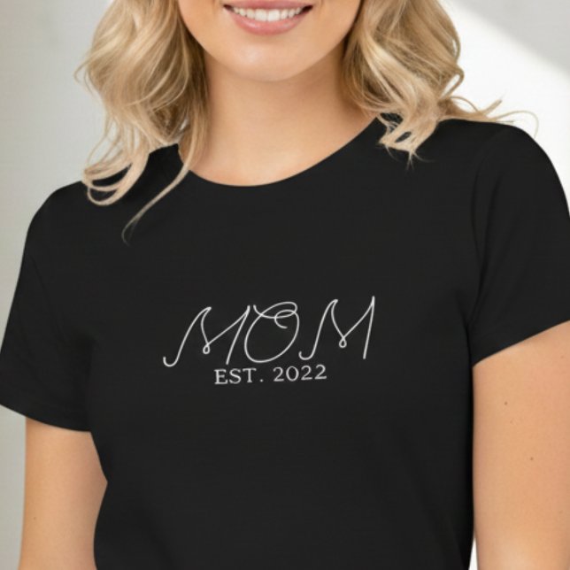 Mum Established New Mum Gift T-Shirt (Creator Uploaded)