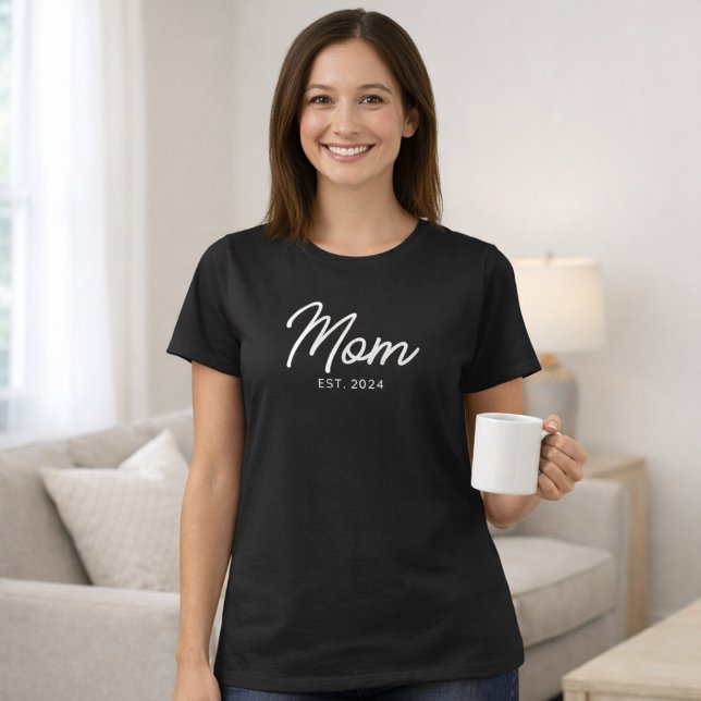 Mum Established New Mum Gift T-Shirt (Creator Uploaded)