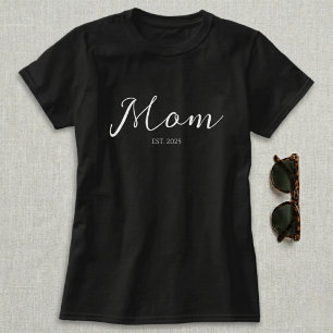 Mum Established New Mum Gift T-Shirt