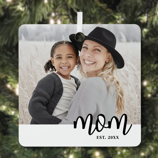 Mum Established Photo Christmas Metal Tree Decoration (Mom Established Photo Christmas Metal Ornament )