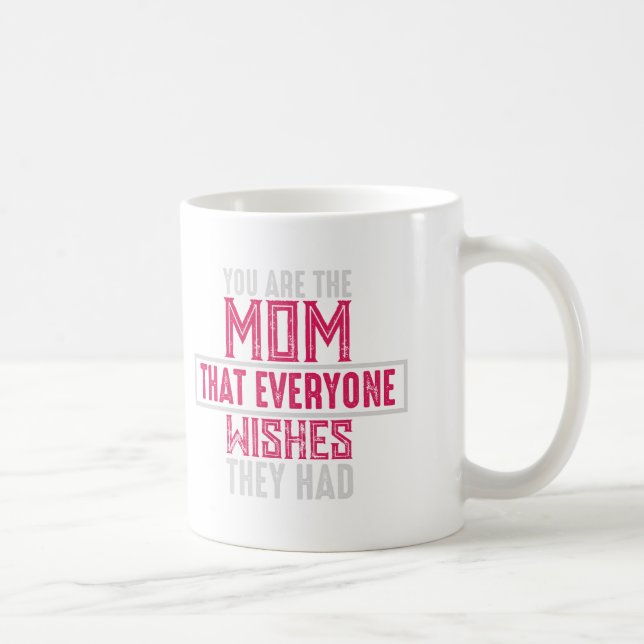 Mum Everyone Wishes Hearts Pattern Pink Typography Coffee Mug (Right)