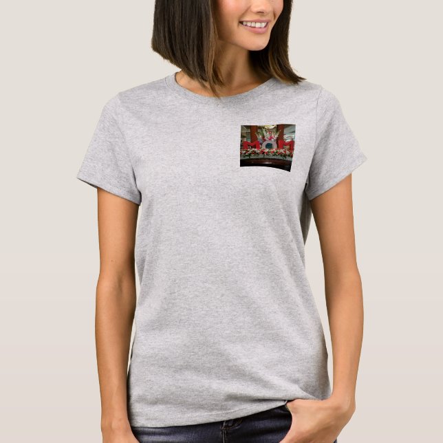 "Mum, I Love You" – A Heartfelt Floral Tribute T-Shirt (Front)
