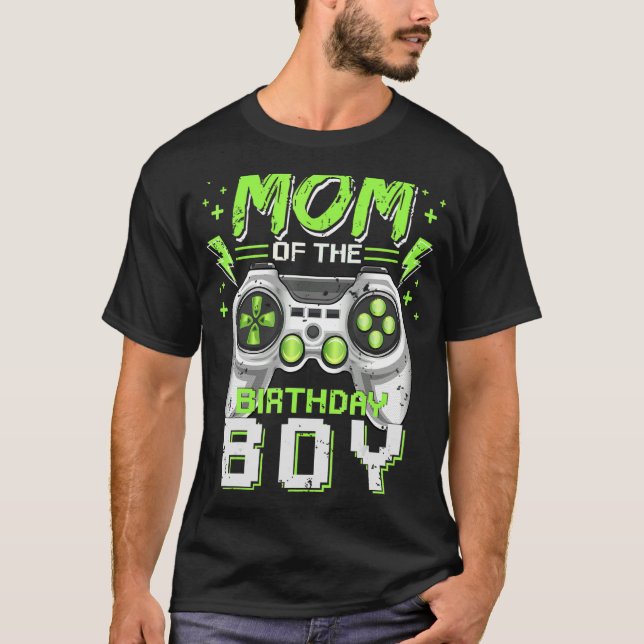Mum of the Birthday Boy Matching Video Gamer Birth T-Shirt (Front)