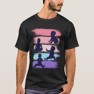 Mum-To-Be Expectant Moms 2024 Announcet Quadruplet T-Shirt