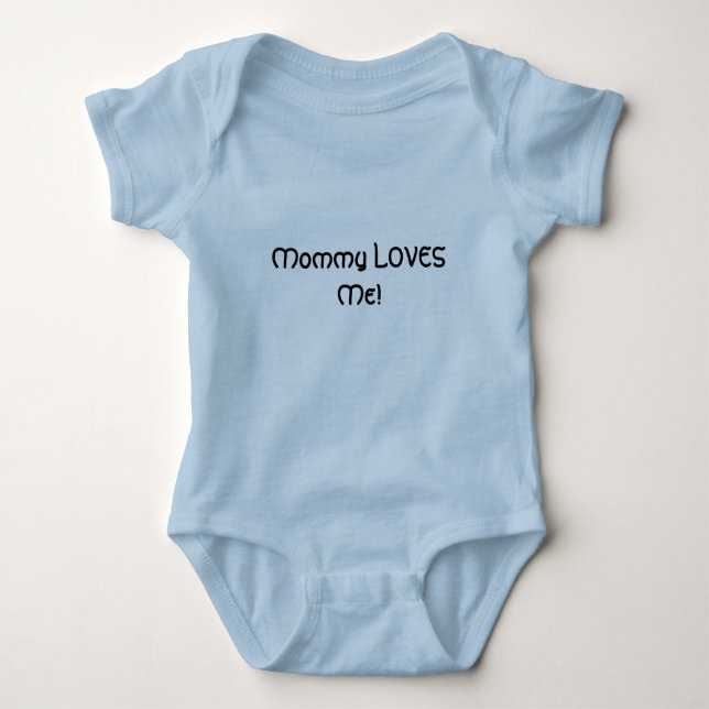 Mummy LOVES Me! Baby Bodysuit (Front)