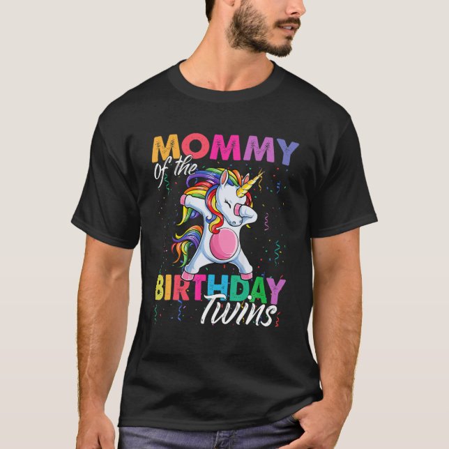 Mummy Of Birthday Twins Boy Girl Dabbing Unicorn T T-Shirt (Front)