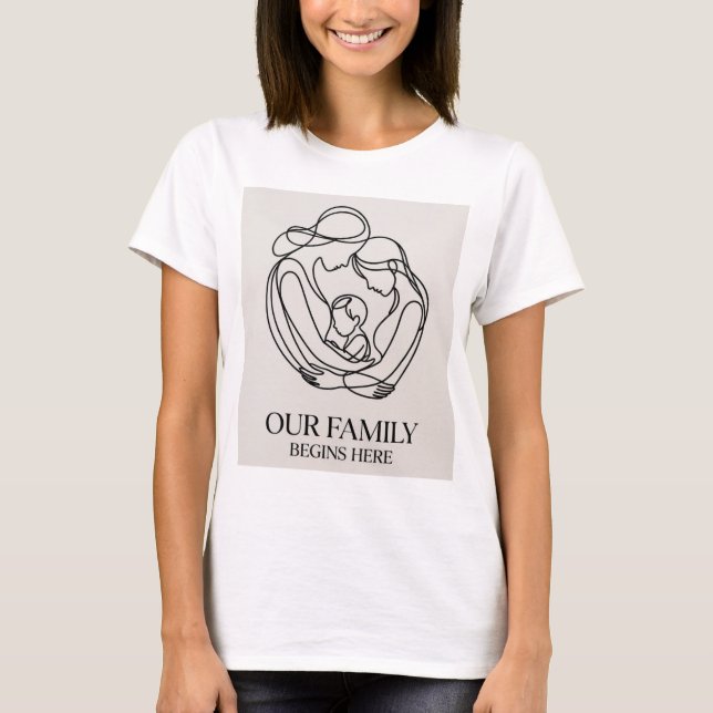 Mums expecting a baby  T-Shirt (Front)