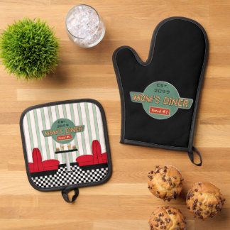 Mum's Retro Diner Oven Mitt & Pot Holder Set
