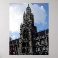 Munich Clock Tower Marienplatz, S Cyr