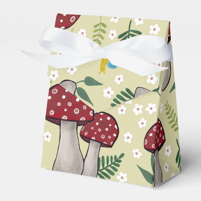 Mushroom and Critters Party Favour Box (Front Side)