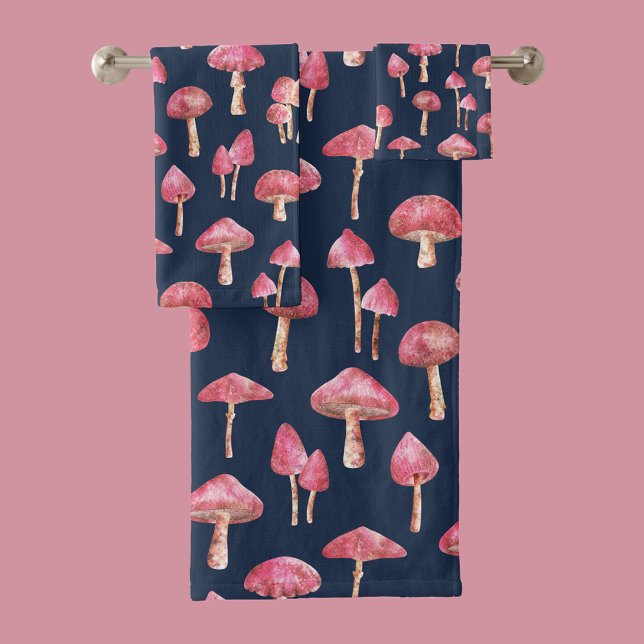 Mushroom Watercolor Pattern Bath Towel Set (Pink mushroom patterned towel set.)