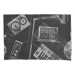 Music elements: vintage seamless background. pillowcase