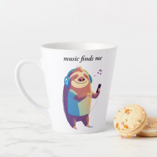 "Music Finds Me" music vibes design Sweatshirt Latte Mug