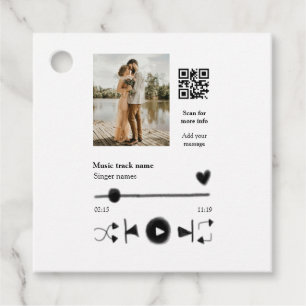 Music player personalised couple love q r code tex favour tags