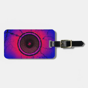Music speaker on a cracked wall luggage tag