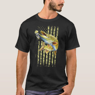 Musky Fishing American Camo Usa Flag For Fisherman T-Shirt