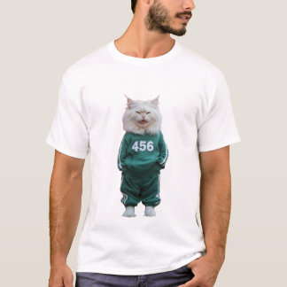 My cat is in my shirt