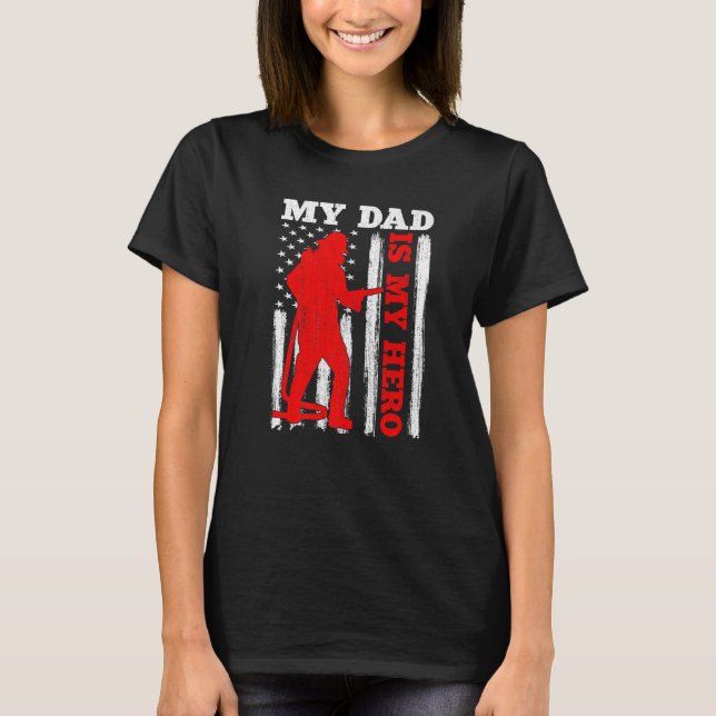 My Daddy Is My Hero USA Flag Firefighter Fireman D T-Shirt (Front)