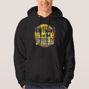 My Heart Is On That Field Leopard Softball Mum Mot Hoodie