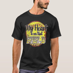 My Heart Is On That Field Leopard Softball Mum Mot T-Shirt