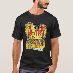 My Heart Is On That Field Softball Mum Leopard Mot T-Shirt